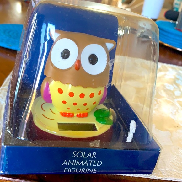 Solar animated owl figurine nwt head moves